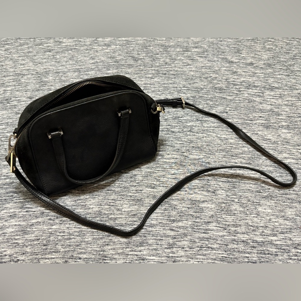Kate Spade Small Black Handbag with Shoulder Strap - Picture 4 of 9
